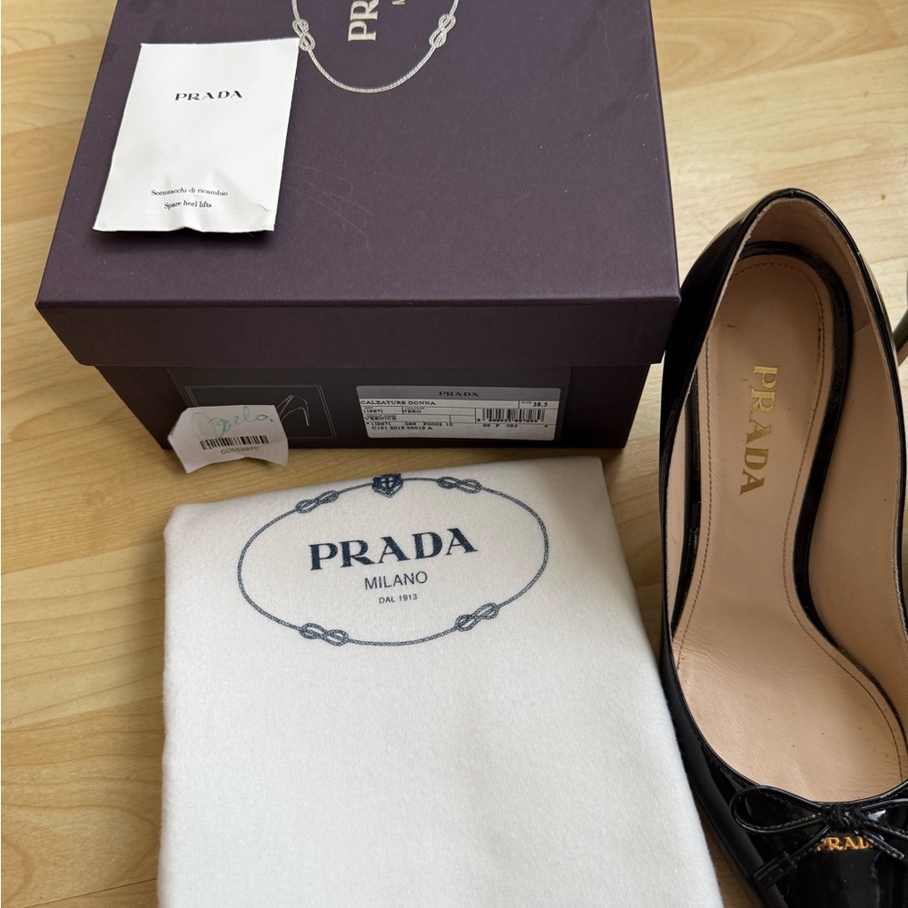 Prada Black Patent Leather Heels - Picture 3 of 12